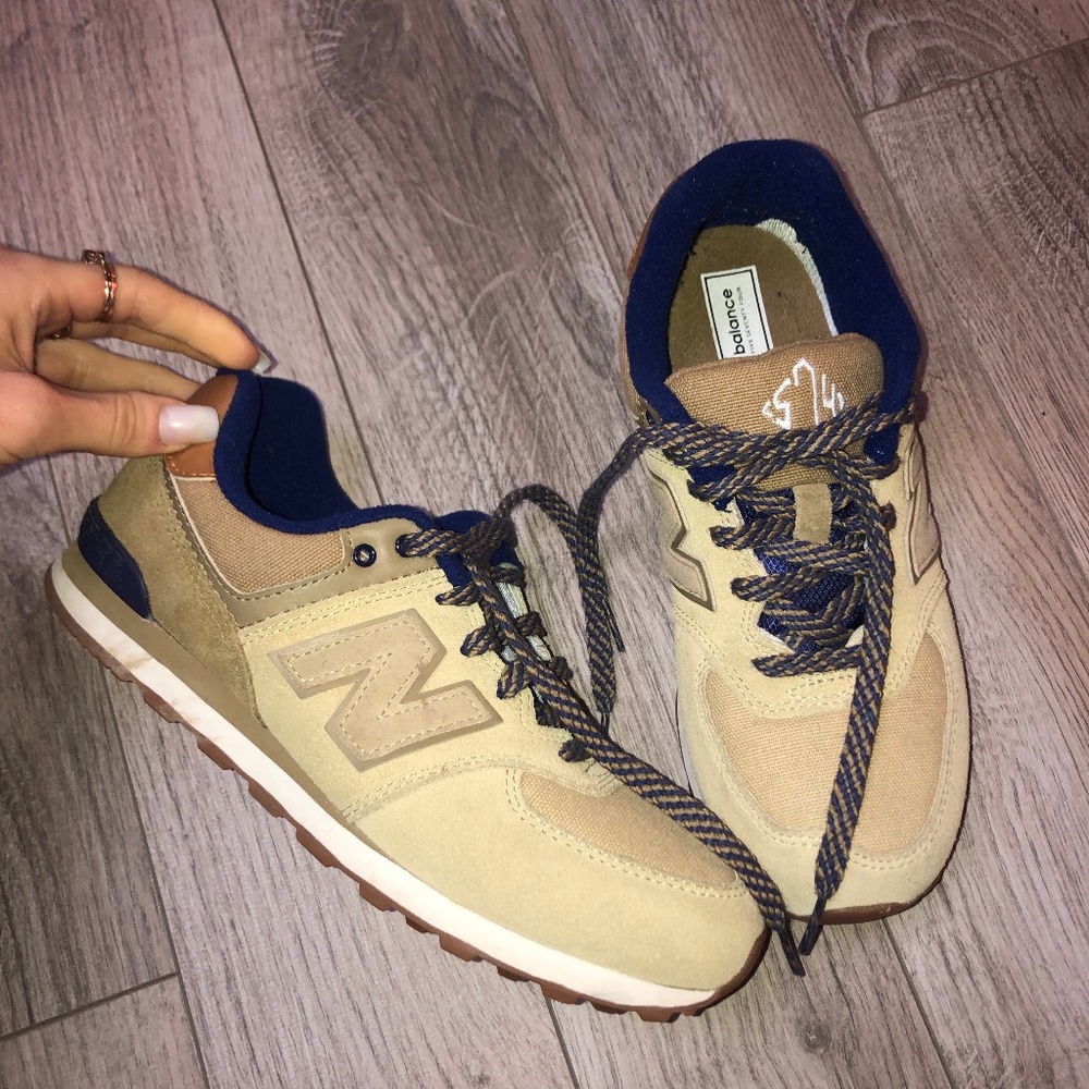 tan new balance sneakers